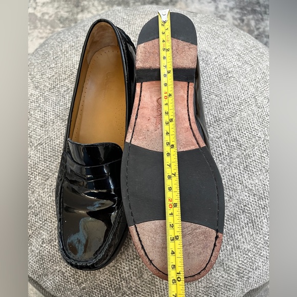 COLE HAAN Black Patent Leather Penny Loafers Academia Office Preppy - Picture 15 of 16